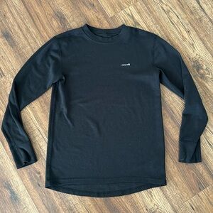 Medium black %100 Polyester long sleeve carhartt shirt